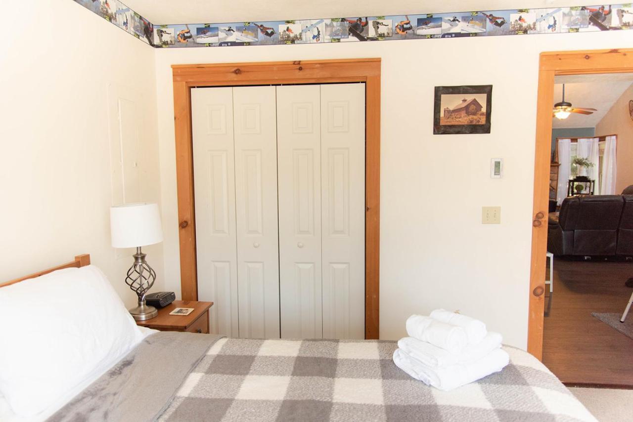Camelback Private Home Located Behind Waterpark & Ski Lift タナーズビル エクステリア 写真