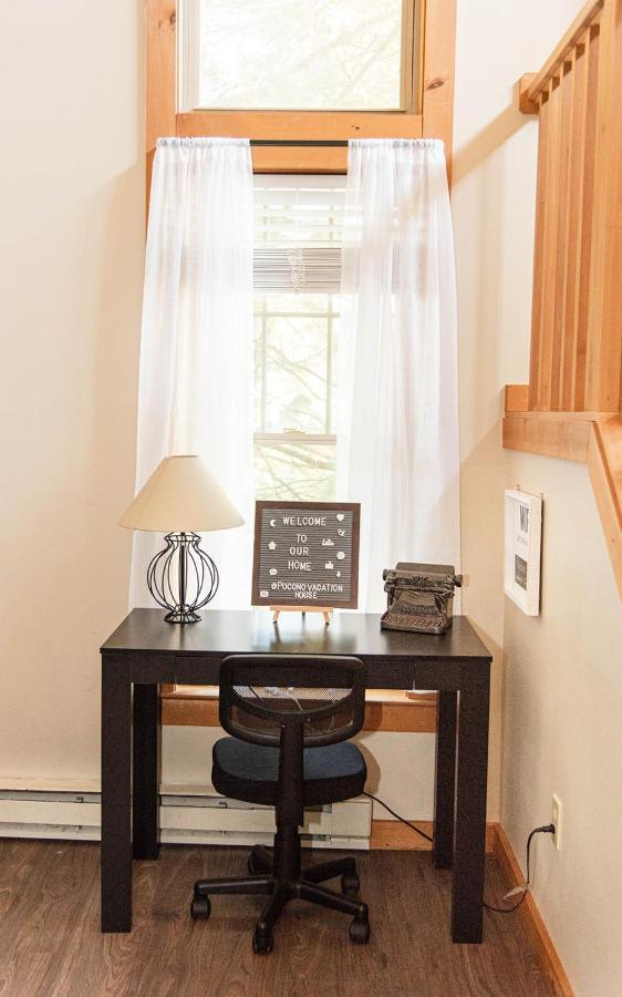Camelback Private Home Located Behind Waterpark & Ski Lift タナーズビル エクステリア 写真